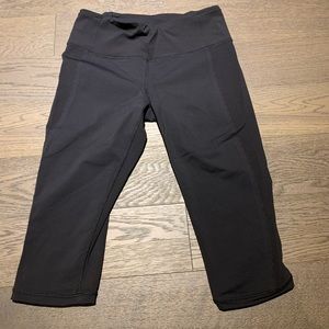 Lululemon 👟👟 Run Crop 🥰Interlock Power luxtreme